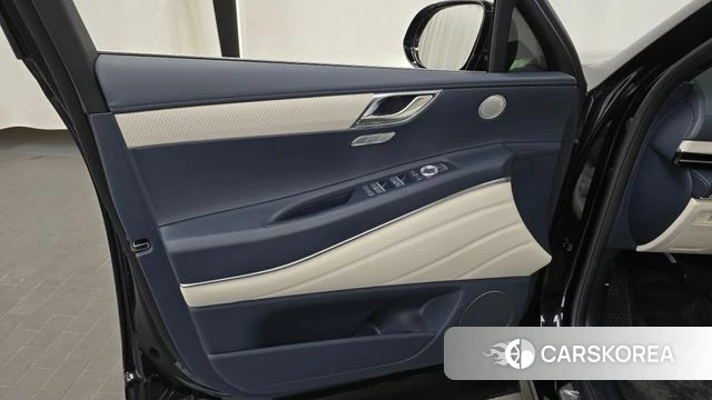 Genesis GV80 id 4222800 из Кореи 16