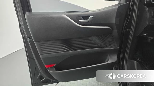 Hyundai Staria id 4593801 из Кореи 16