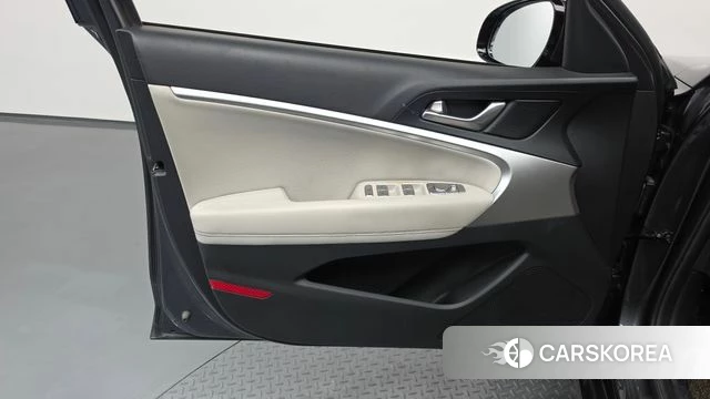 Genesis G70 id 4403517 из Кореи 16