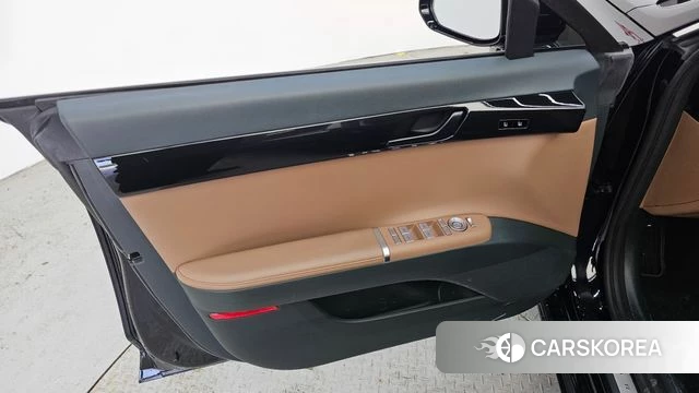 Hyundai Grandeur (GN7) id 4315798 из Кореи 16