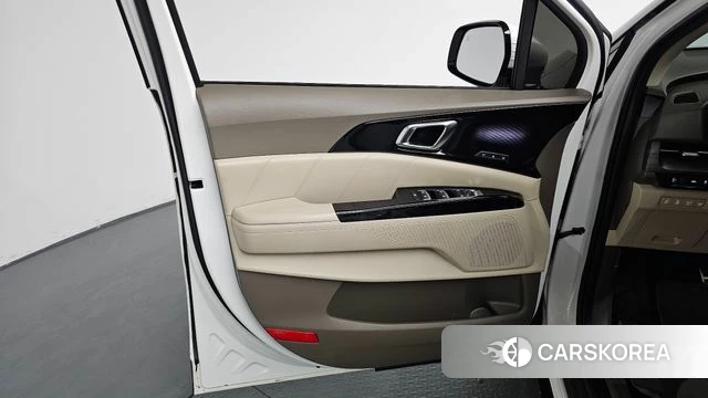 Kia Carnival 4th generation id 4202529 из Кореи 16