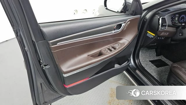 Hyundai Grandeur IG id 4403256 из Кореи 16