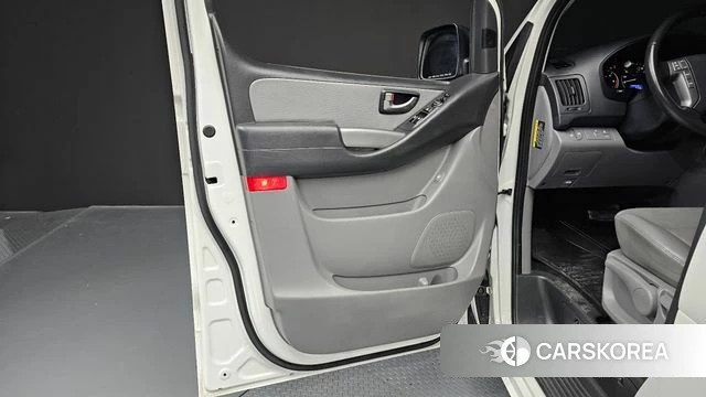 Hyundai The New Grand Starex id 4895195 из Кореи 16