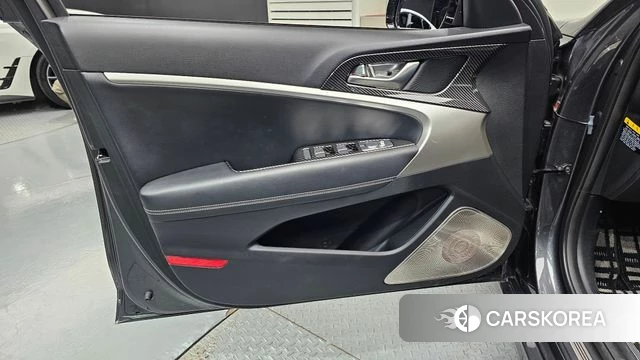 Genesis G70 id 4900689 из Кореи 16