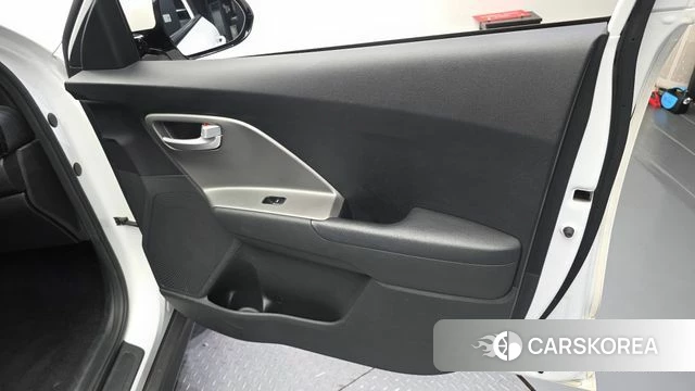 Kia Niro Plus id 4665937 из Кореи 16