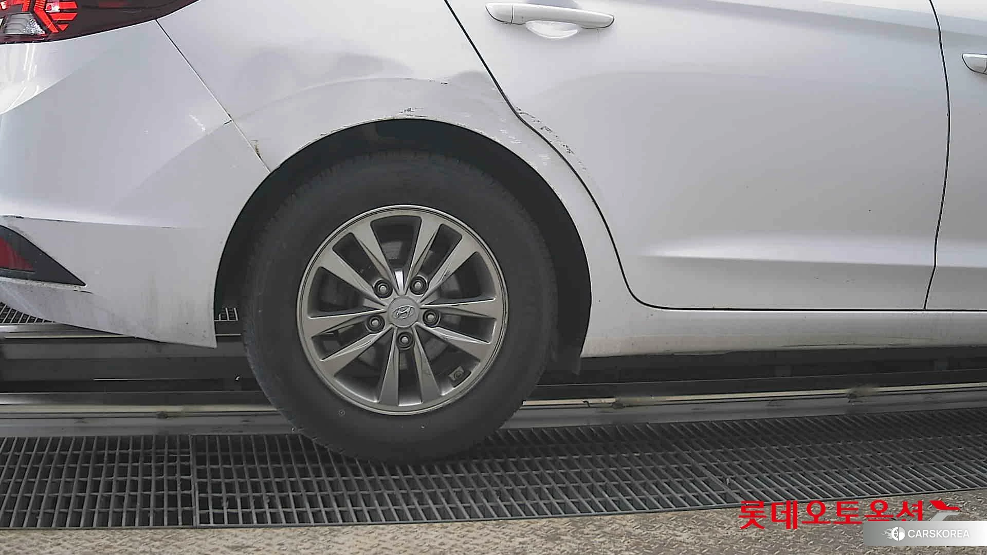 Hyundai Avante id 3869286 из Кореи 16