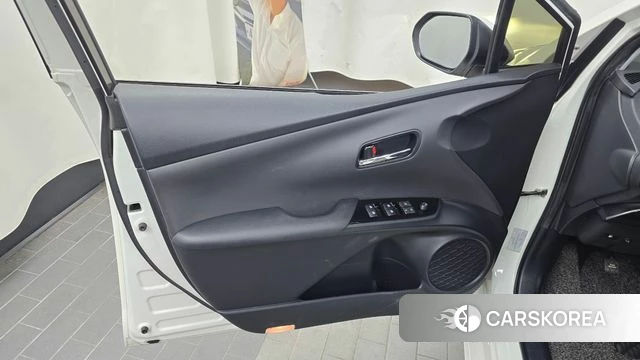 Toyota Prius 4th Generation id 4543573 из Кореи 16