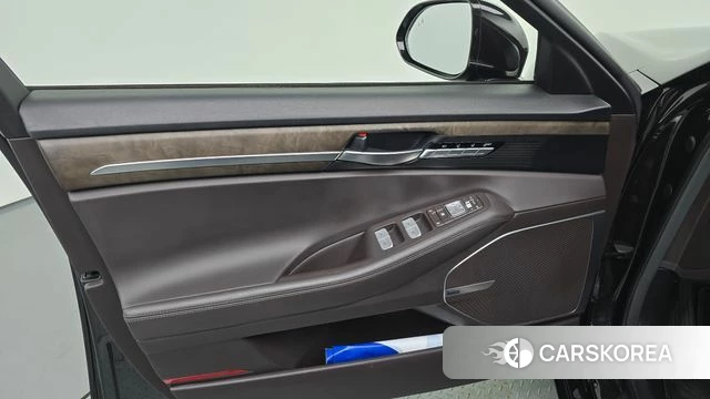 Genesis G90 id 4776097 из Кореи 16