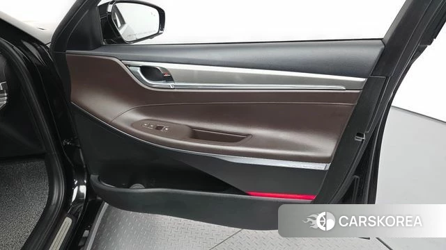 Hyundai The New Grandeur IG id 4698216 из Кореи 16