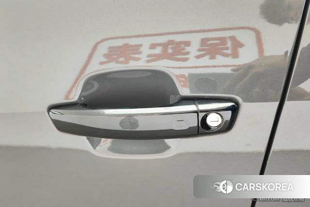 Audi Q2L id 4253627 из Китая 16