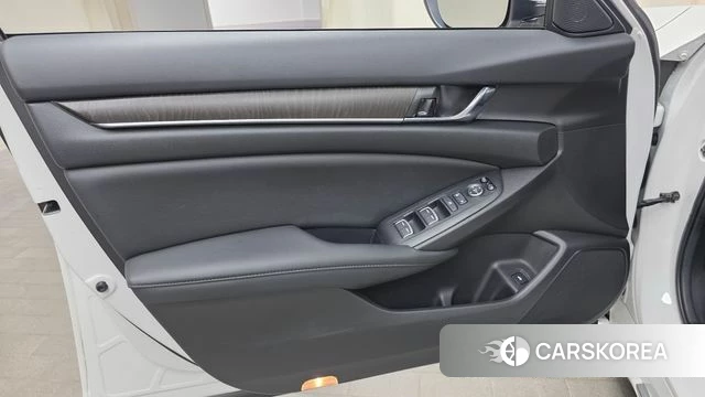 Honda Accord 10th Generation id 4636942 из Кореи 16
