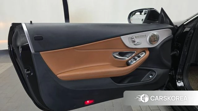 Mercedes-Benz C-Class W205 id 4694141 из Кореи 16