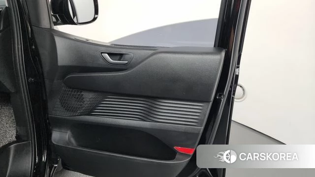 Hyundai Staria id 4329441 из Кореи 16