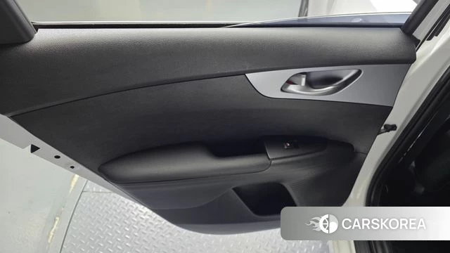 Kia The New K3 2nd generation id 4303456 из Кореи 16