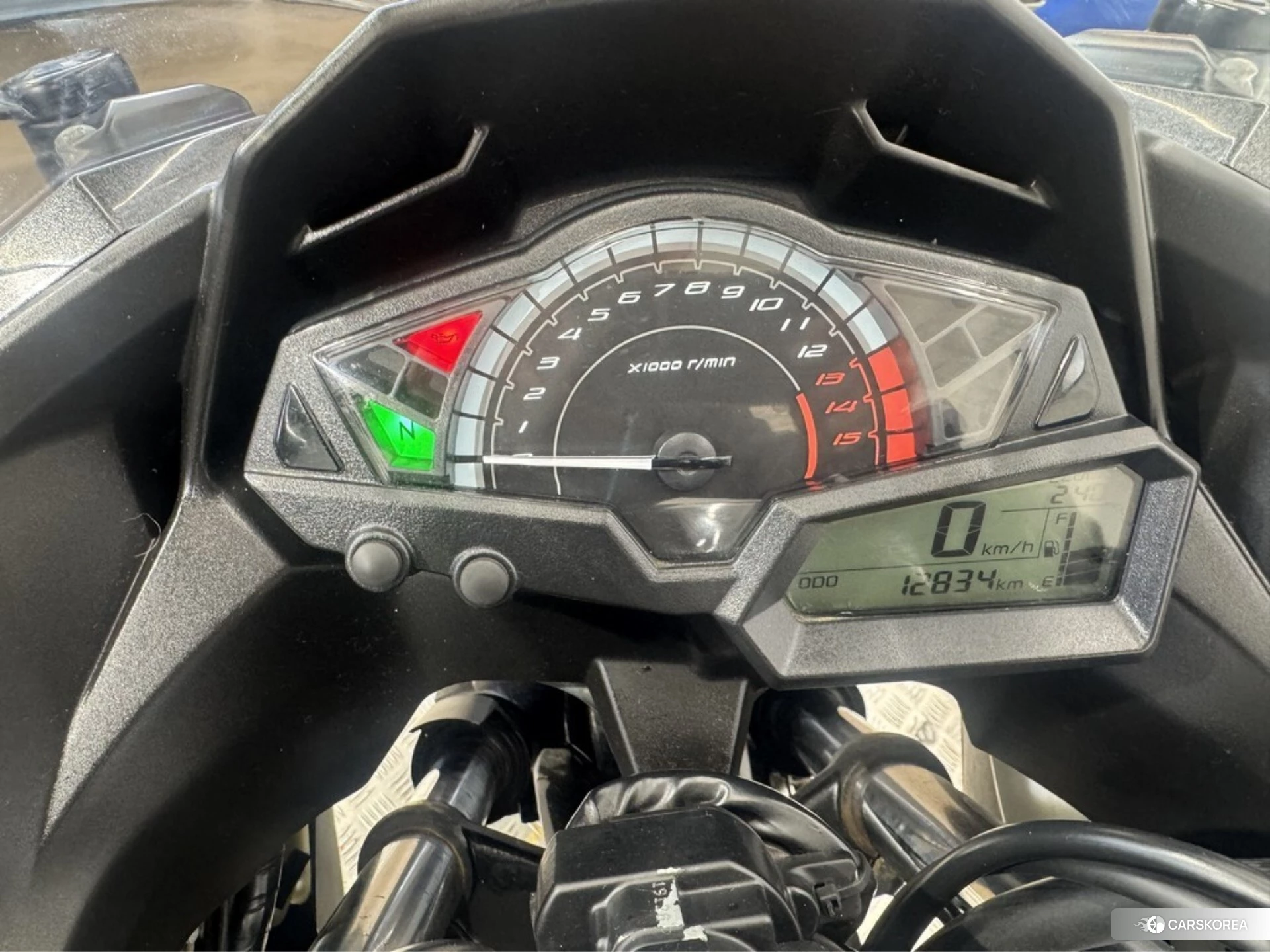 Kawasaki NINJA 250 id 3947600 из Японии 16