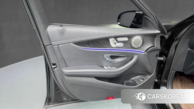 Mercedes-Benz E-Class W213 id 4592066 из Кореи 16