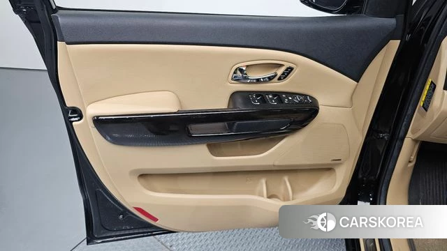 Kia The New Carnival id 4765560 из Кореи 16