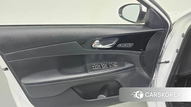 Kia The New K3 2nd generation id 4650375 из Кореи 16