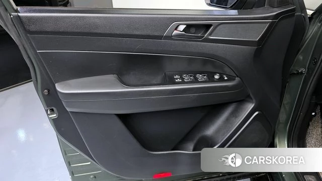 Ssangyong The New Rexton Sports Cannes id 4343312 из Кореи 16