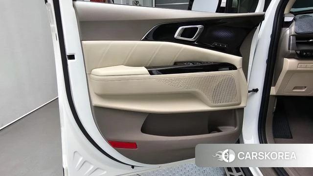 Kia Carnival 4th generation id 4613424 из Кореи 16