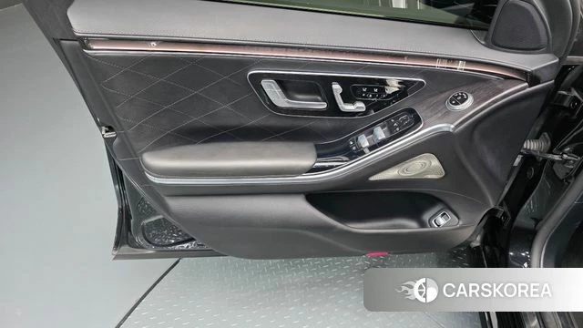 Mercedes-Benz S-Class W223 id 4676570 из Кореи 16