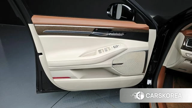 Genesis G90 id 4873258 из Кореи 16