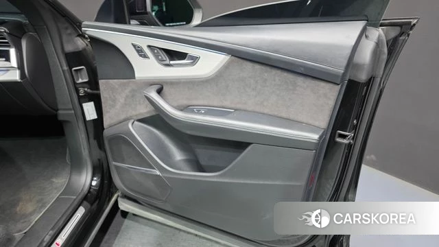Audi Q8 (4M) id 4534649 из Кореи 16