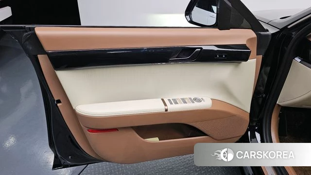 Hyundai Grandeur (GN7) id 4408675 из Кореи 16