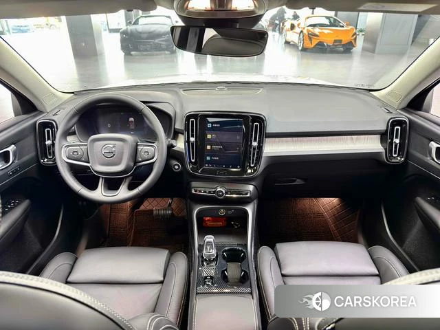 Volvo XC40 id 4210897 из Китая 16