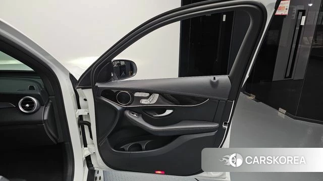 Mercedes-Benz GLC-Class X253 id 4894923 из Кореи 16