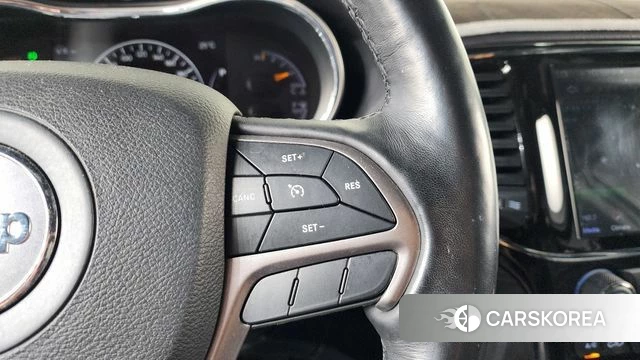 Jeep Grand Cherokee id 4593871 из Кореи 16