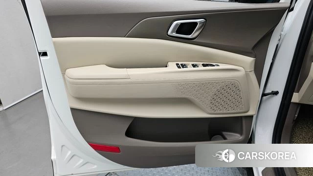 Kia The New Carnival 4th Generation id 4421492 из Кореи 16