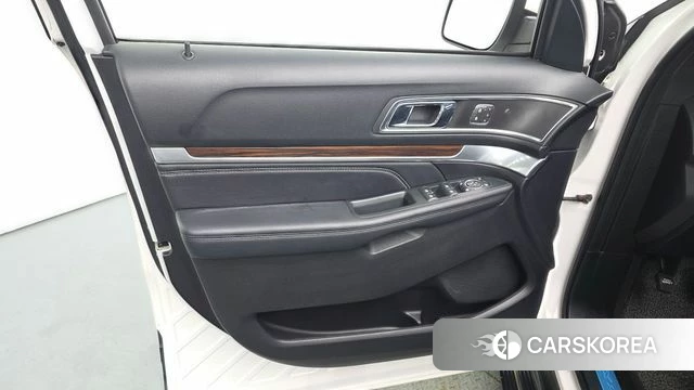 Ford Explorer id 4356823 из Кореи 16
