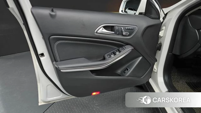 Mercedes-Benz GLA-Class X156 id 4363506 из Кореи 16