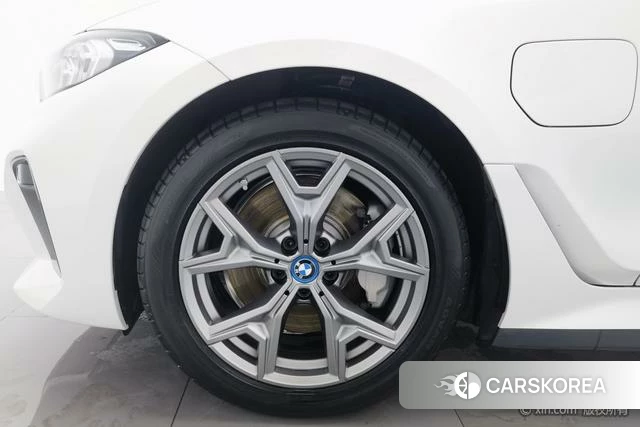 BMW i3 id 4313978 из Китая 16