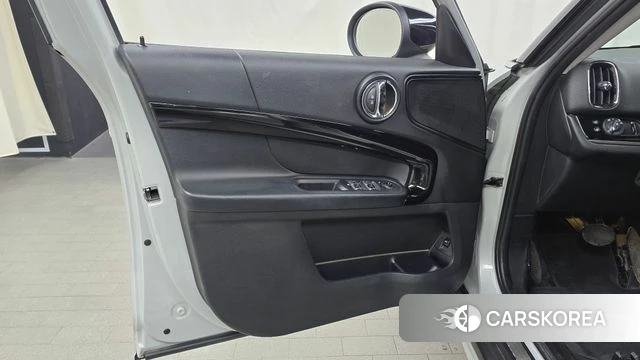 Mini Cooper D Countryman id 4355770 из Кореи 16