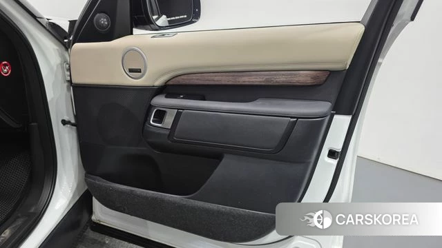 Land Rover Discovery 5 id 4325261 из Кореи 16