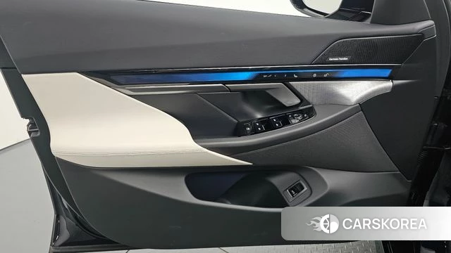BMW 5 Series (G60) id 4505286 из Кореи 16