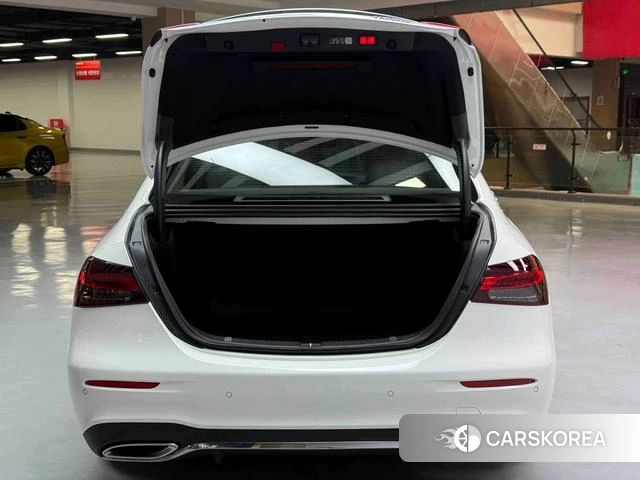 Mercedes-Benz E-class id 4264715 из Китая 16