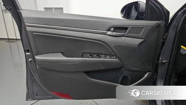 Hyundai Avante AD id 4520666 из Кореи 16