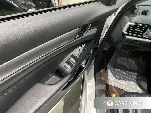 Honda Accord id 4299858 из Китая 16