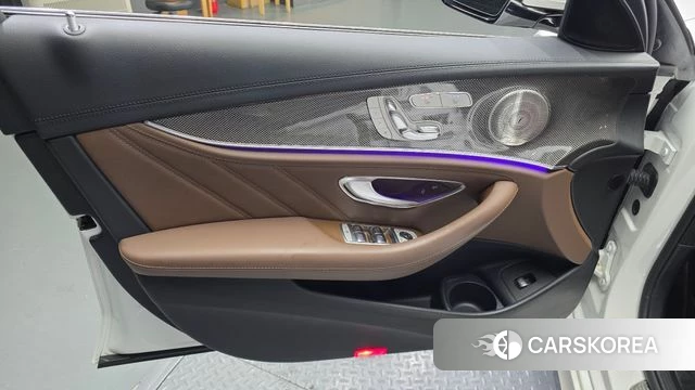 Mercedes-Benz E-Class W213 id 4250277 из Кореи 16