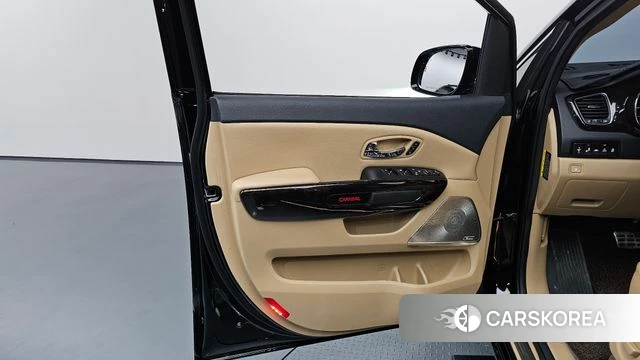 Kia The New Carnival id 4543672 из Кореи 16