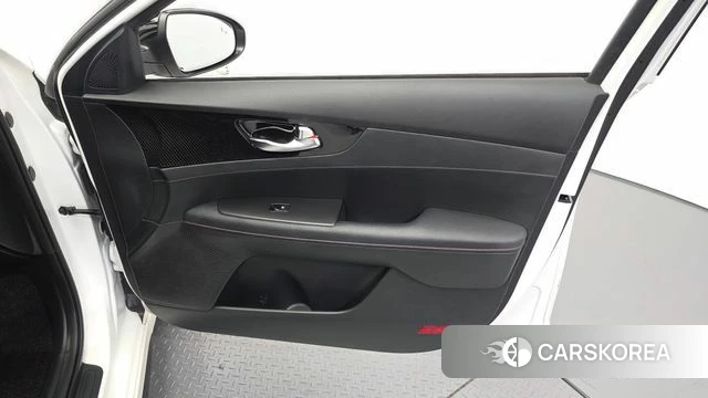 Kia The New K3 2nd generation id 4917247 из Кореи 16