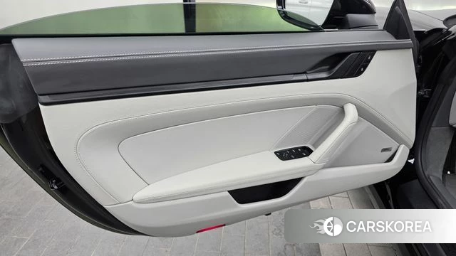 Porsche 911(992) id 4623699 из Кореи 16