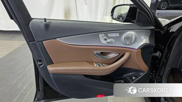 Mercedes-Benz E-Class W213 id 4520169 из Кореи 16
