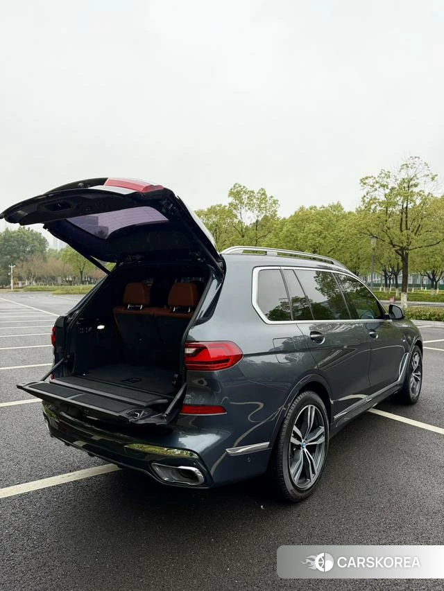 BMW X7 id 4265596 из Китая 16