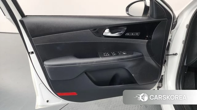 Kia The New K3 2nd generation id 4625178 из Кореи 16
