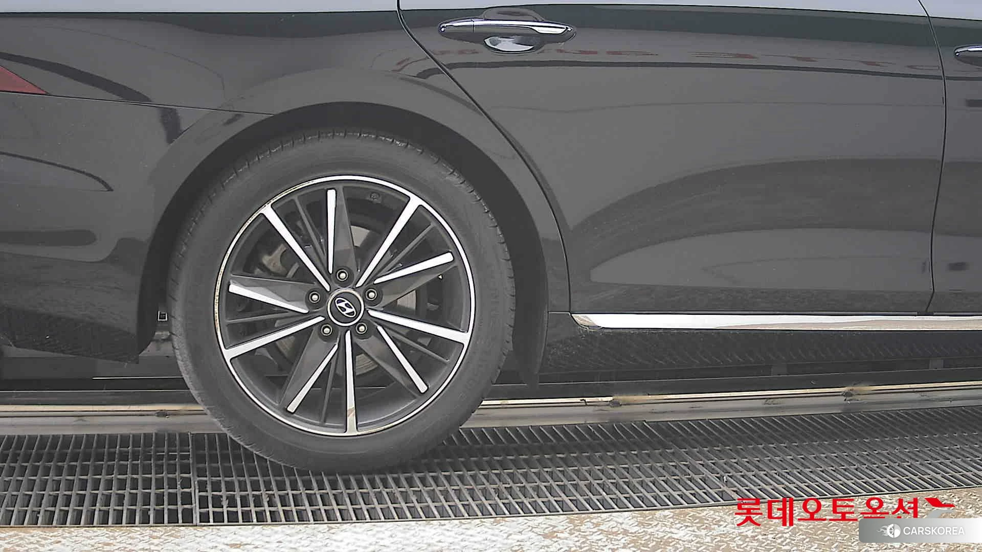 Hyundai Grandeur id 3882024 из Кореи 16