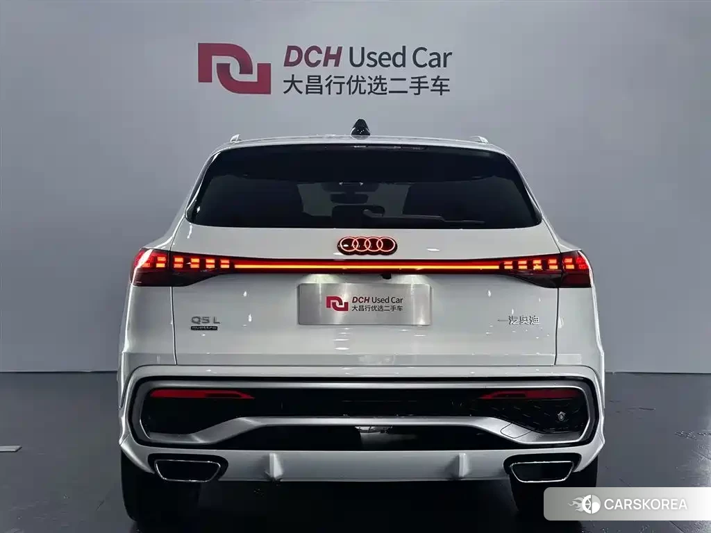 Audi Q5L id 4559834 из Китая 16